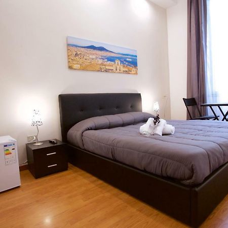 Metronapoli Bed & Breakfast Luaran gambar