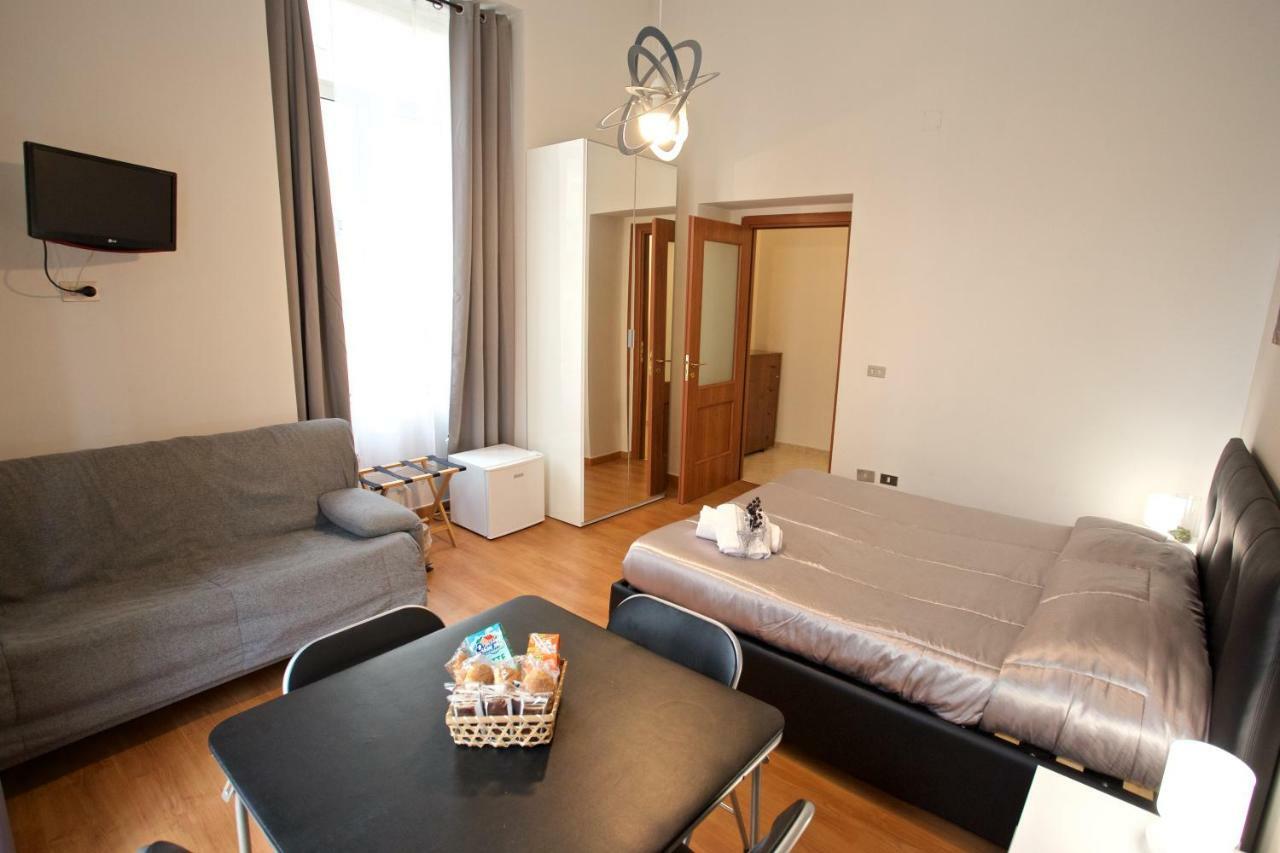 Metronapoli Bed & Breakfast Luaran gambar