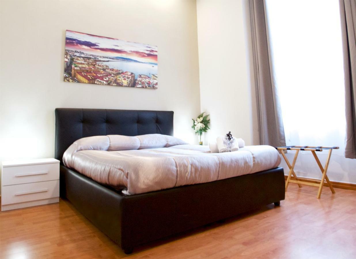 Metronapoli Bed & Breakfast Luaran gambar
