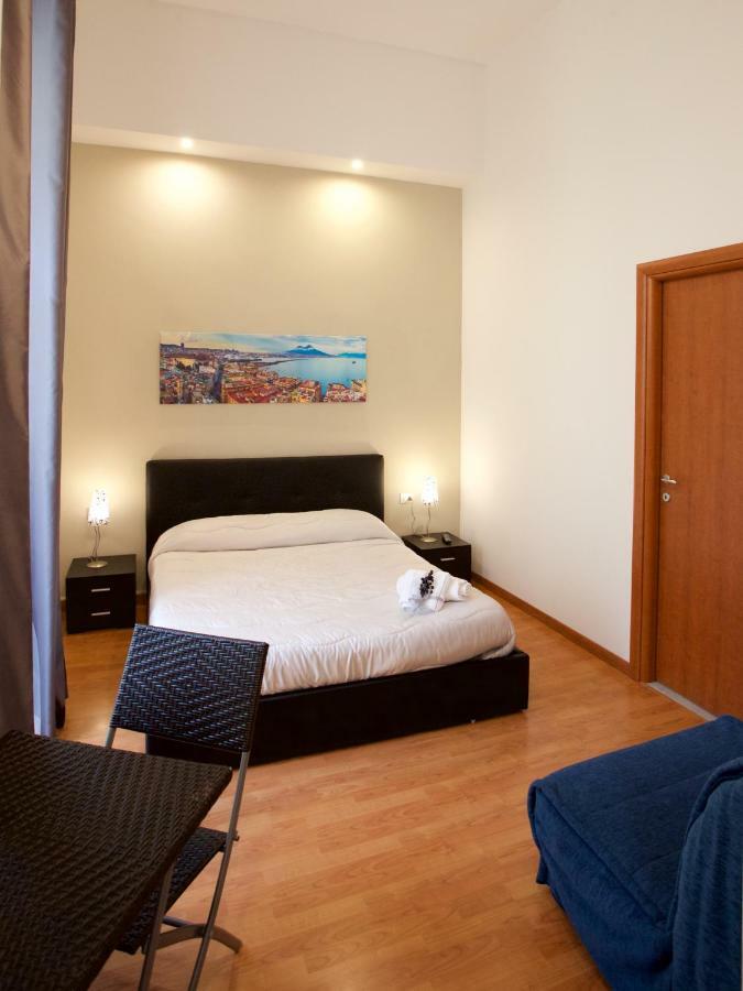 Metronapoli Bed & Breakfast Luaran gambar